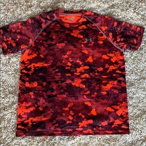 Under Armour t-shirt